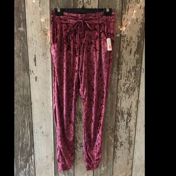 Pants - Maroon velvet pants🌺💞